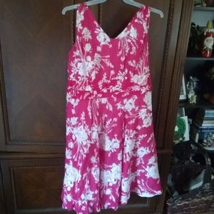 Summer sleeveless dress.